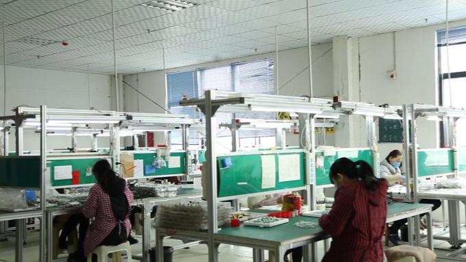 Guangzhou Qingmei Cosmetics Co., Ltd कारखाना उत्पादन लाइन 5
